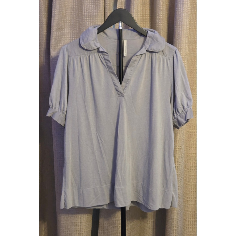 Old Navy Short Sleeve V-Neck Ruffled Cuffs Blouse Women's Size Small Gray